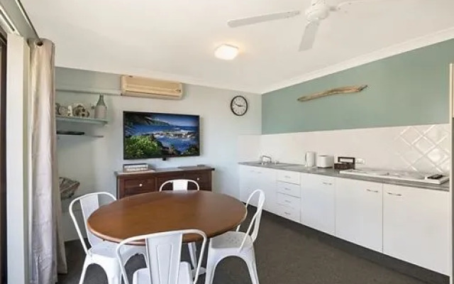 Allamanda Apartments