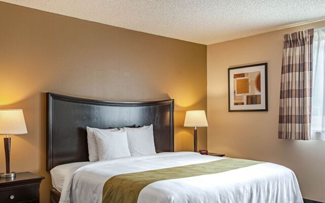 Quality Inn & Suites Pacific - Auburn