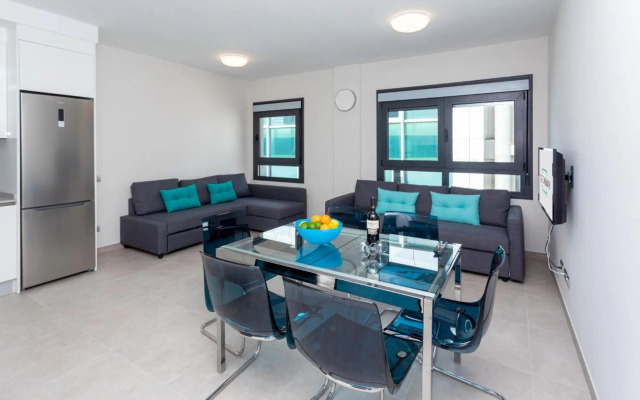 Catalina Downtown By CanariasGetaway