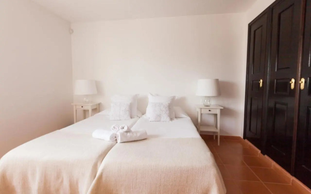 Villa Serretes