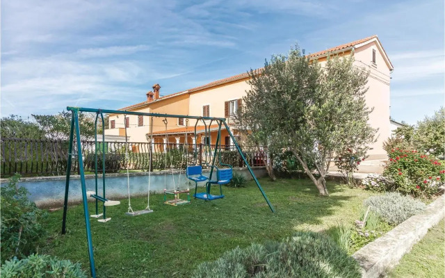 Apartment Valtursko polje I