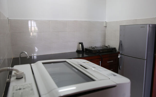 Hoa Phat Hotel & Apartment