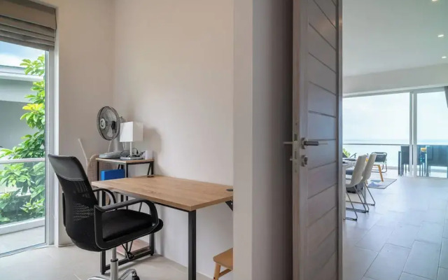 2bedroom TopFloorSeaView apartment KBR39