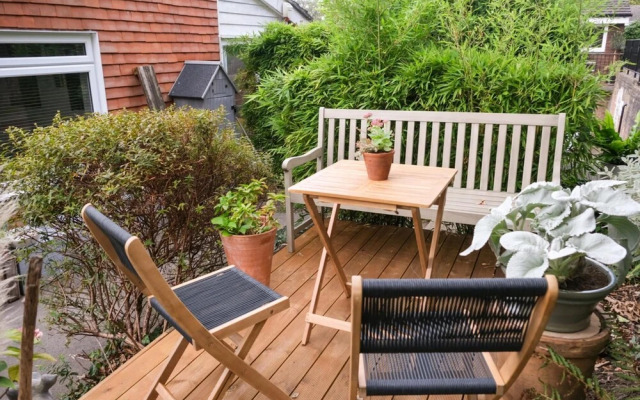 Fantastic 2BD House in the Heart of Dulwich