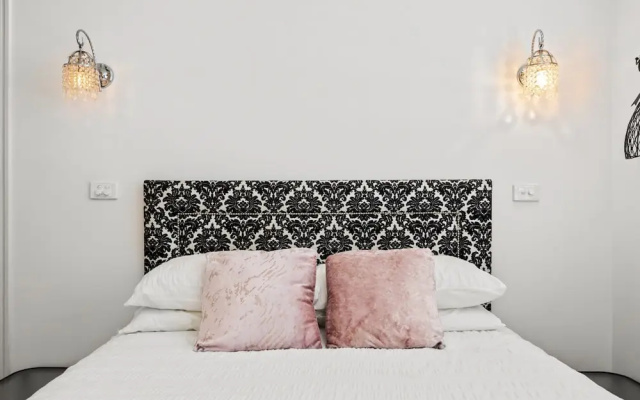 Convenient Apartment in Heart of Carlton – Guest Rooms – Melbourne
