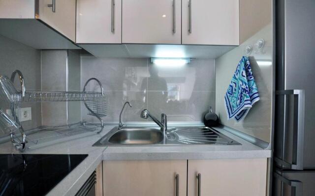 Nice townhouse on the 1st line