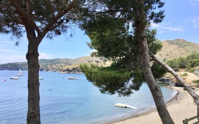 Studio Hisenda Canyelles Petites