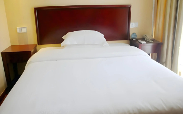 GreenTree Inn Jiangyin Zhouzhuang Shiji Avenue Business Hotel