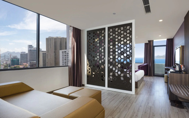 V Hotel Nha Trang
