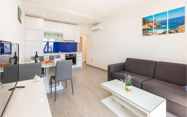 One-Bedroom Apartment in Medici