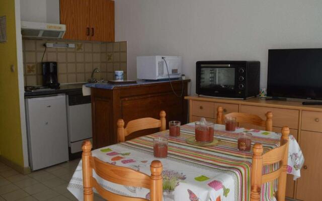 Appartement Le Grau-du-Roi, 2 pièces, 4 personnes - FR-1-250-114