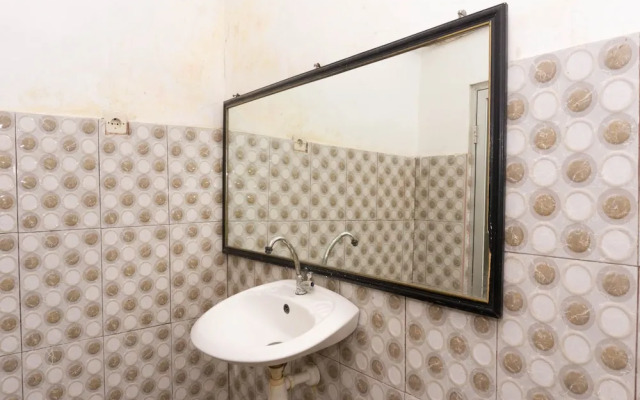 RedDoorz Near Gili Trawangan Port