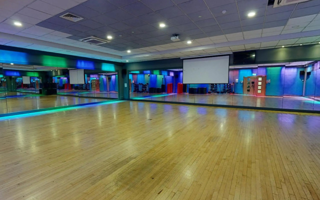 Village Hotel Manchester Hyde