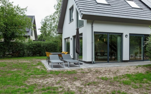 Luxury Holiday Home in Texel With Garden