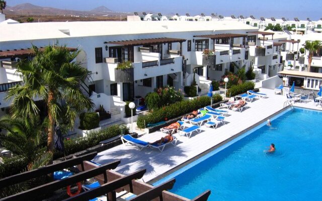 Apartamentos Plaza Azul