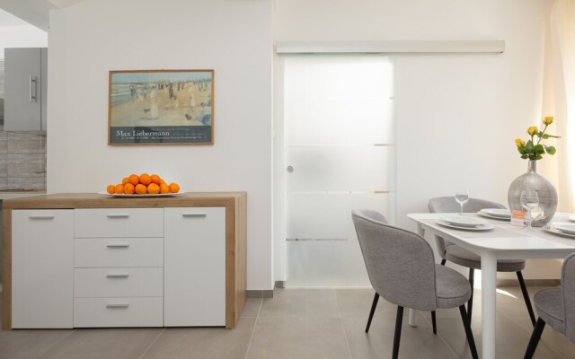 Sloneczna Mielno Uniescie by Renters