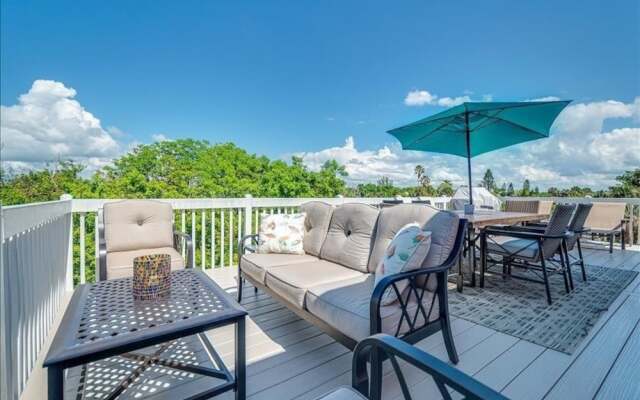 343 Gulf Blvd - 4Br Home