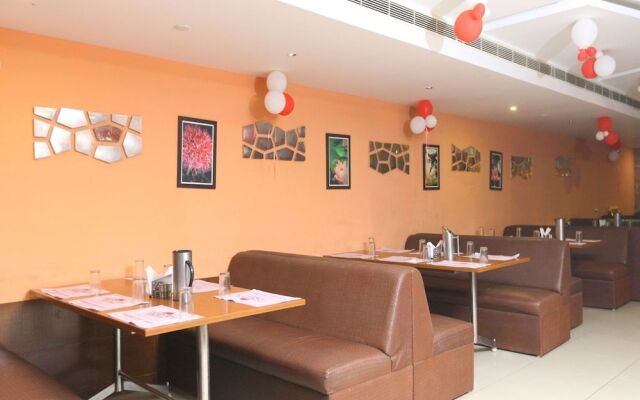 OYO 9349 Hotel Swaagat Residency