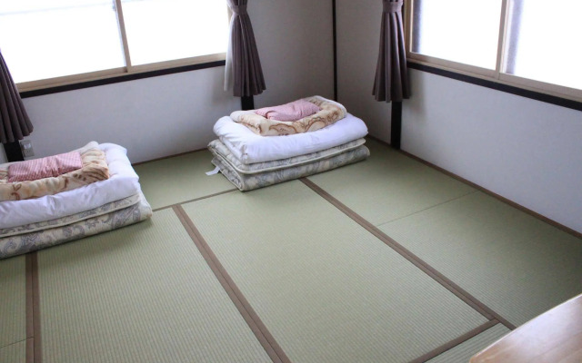 Guesthouse Hakodate Crossroad