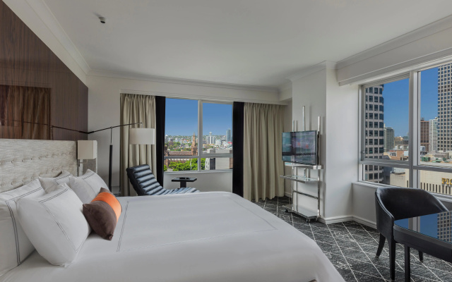 Swissotel Sydney – Guest Rooms – Sydney