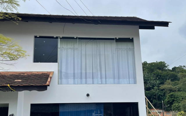 Perto de Tudo!!! Nova Opção no Centro de Pomerode