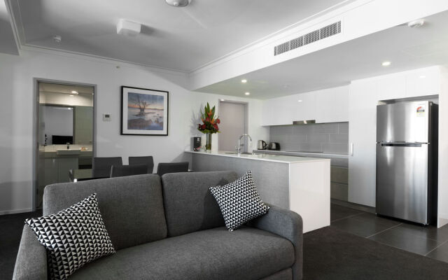 H 105 Mitchell Hotel and Apartments