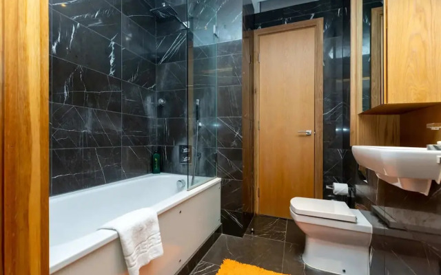 Luxurious 2 Bedroon Flat in the Heart of London