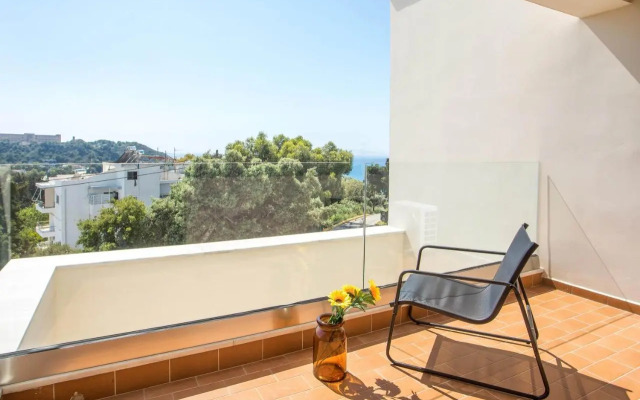 Eden Sunflower - Luxurious Apartment with Sea View
