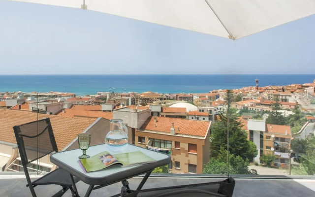 Una Terrazza Vista Mare su Cefal