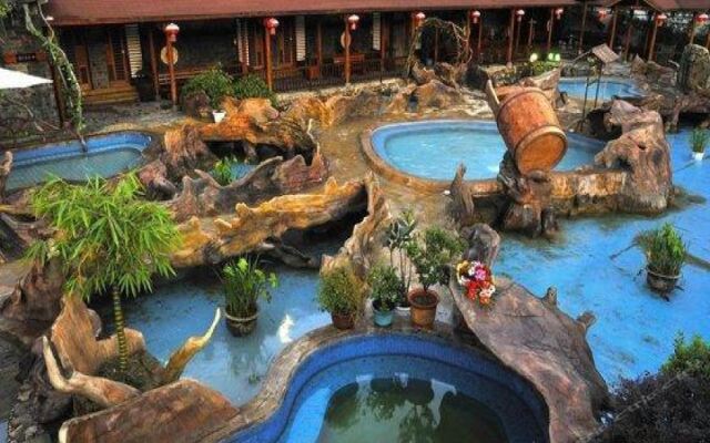 Nanjing Tangshan Shengquan Hot Spring Hotel （Northeast Gate）