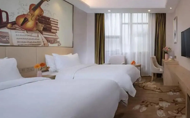 Vienna Hotel (Xupu Wanda Plaza)