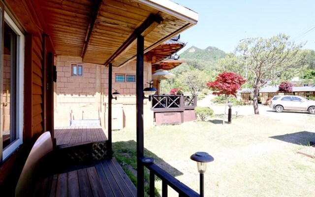 Baekdam Mountain Valley Pension