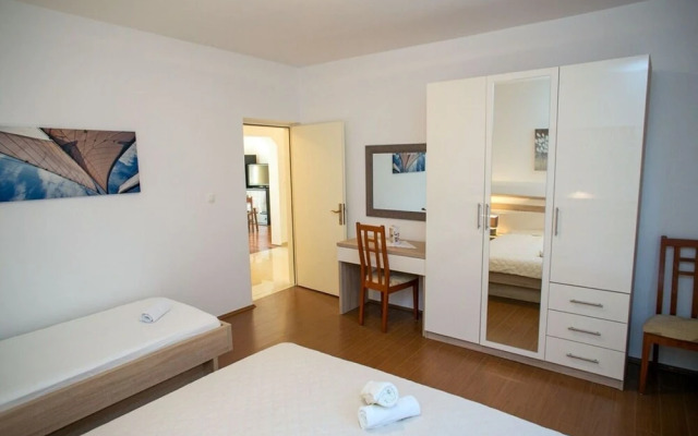 Irena - 100m From the sea - A4 Veliki Prvi kat