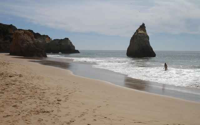 Villa Linda, Alto da Ria