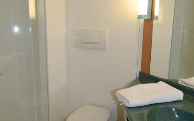 Ibis Arcachon La Teste