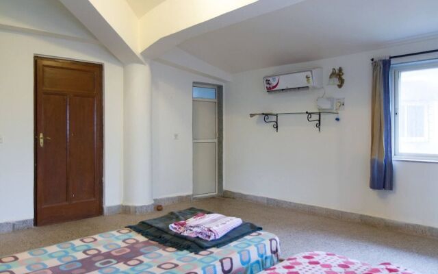 Calangute Terrace Garden Apartment