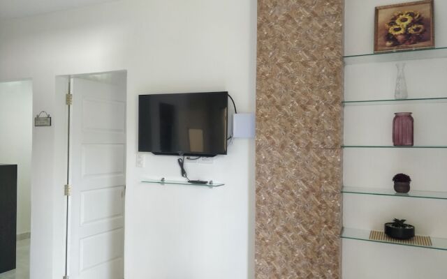 Spacious Private apartment at Laorenza Residences