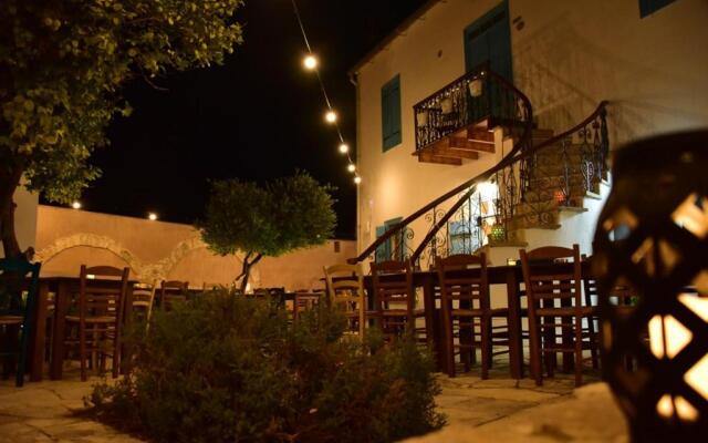 Athieno - Αθηαινώ