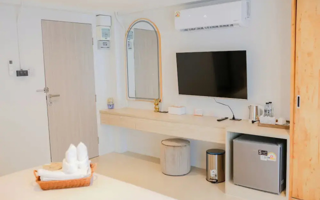 R2 Bed and Pool Kanchanaburi