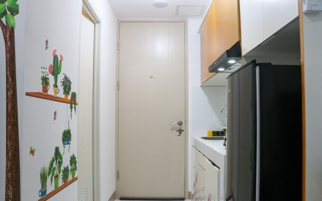 Affordable Price And Homey Studio Tokyo Riverside Pik 2 Apartment – Guest Rooms – Jakarta