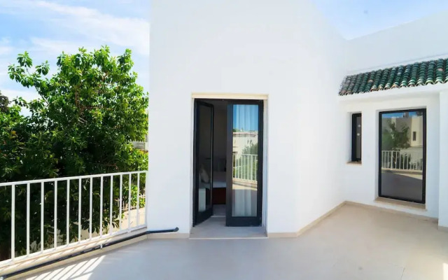 Villa Malaga Luxury for 10 in Central Marsa
