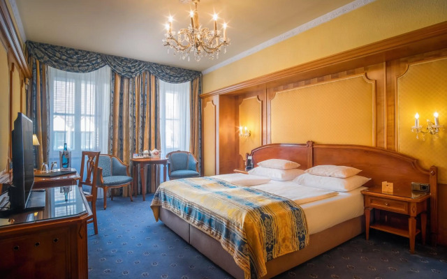 Schlosshotel Römischer Kaiser