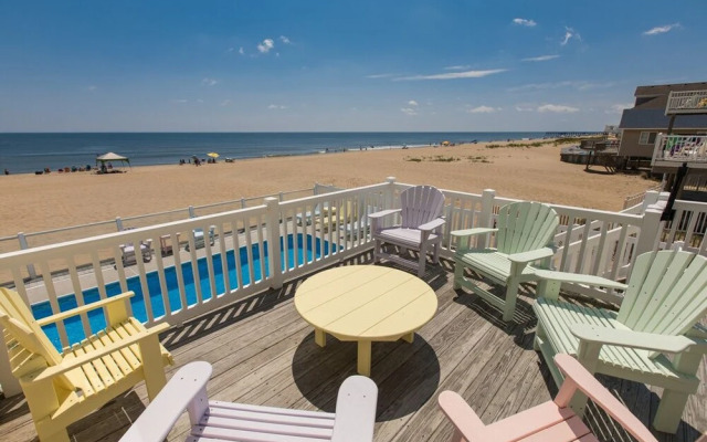 Nautical Nonsense - 8 Br Home