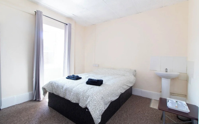 Brookvale Guest House Room 3