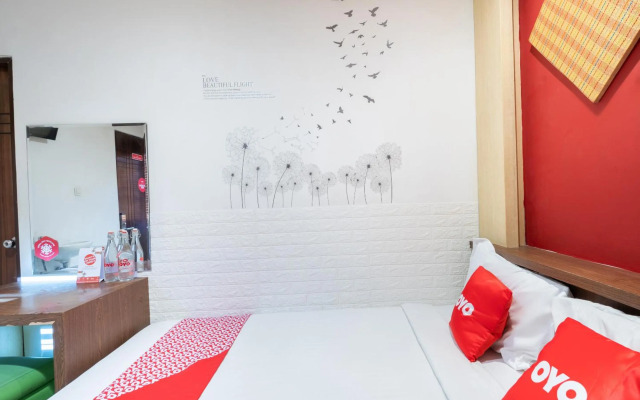 OYO Flagship 3869 Metro House Sub