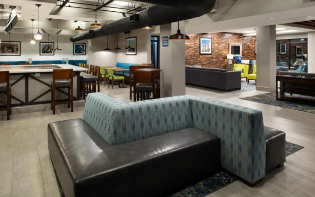 Four Points by Sheraton Omaha Midtown