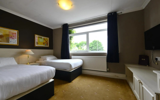 Birch Hotel