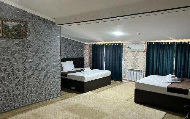 Garden Plaza Hotel