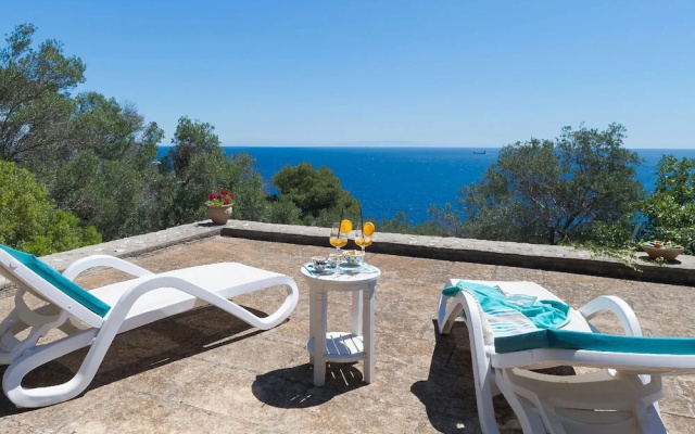 Villetta Sulvia - Alloggio Alaterno con Terrazza Vista Mare