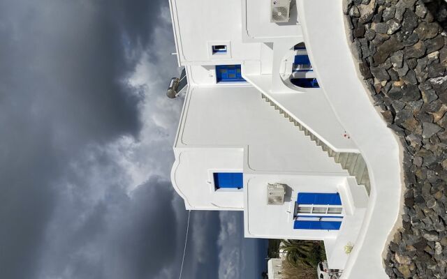 Downtown Fira Santorini